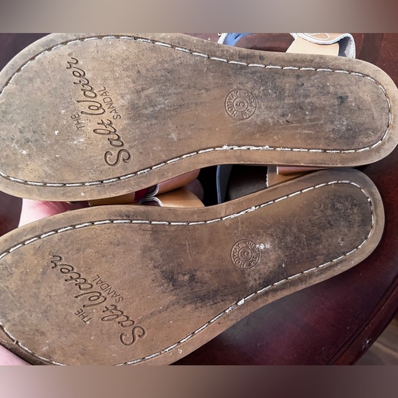 SALTWATER SANDALS Rose Gold Big Girl Original Style - Picture 5 of 8